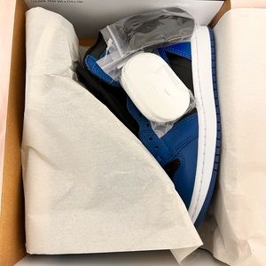 Brand new dark marina blue air Jordan 1 retro high OG